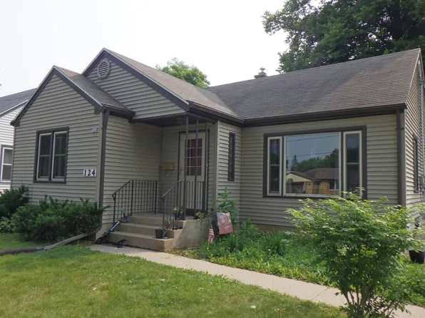 124 Willow St, Clintonville, WI 54929