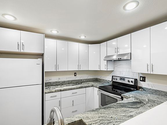 4th image of 6260 139th Ave NE APT 96