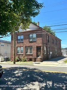 222 Union Ave, Staten Island, NY, 10303