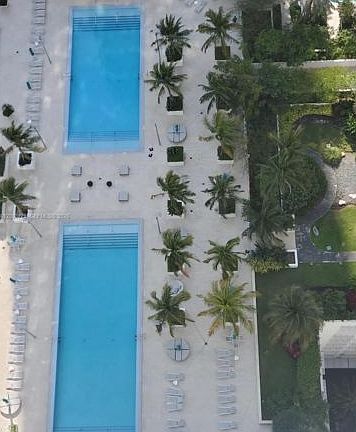 2nd image of 950 Brickell Bay Dr APT 3805
