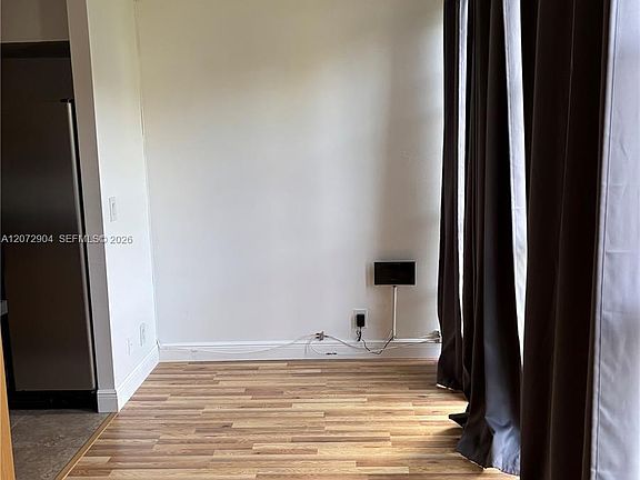 4th image of 801 Three Islands Blvd APT 301