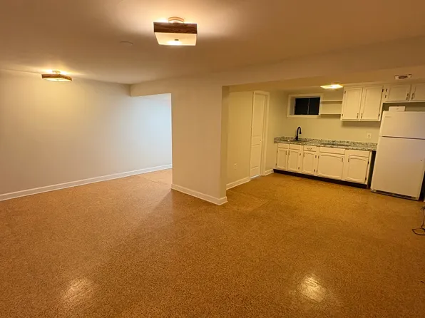 8804 Parliament Dr, Springfield, VA 22151