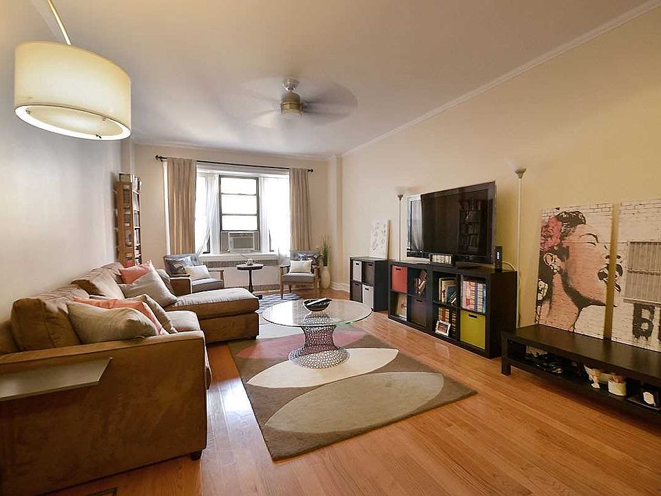 1st image of 34-24 82nd St APT 5E