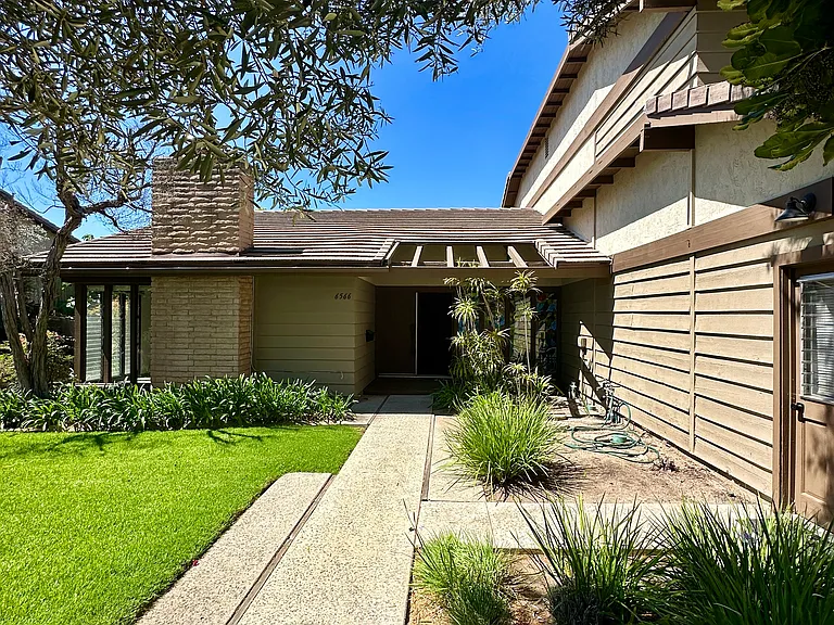 6566 Ridge Manor Ave — Photo 1