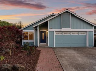 1521 Mary Place, Rohnert Park, CA 94928