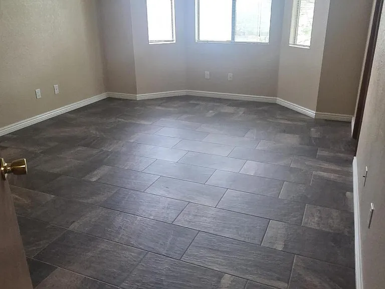 5738 E Ellis St — Photo 10