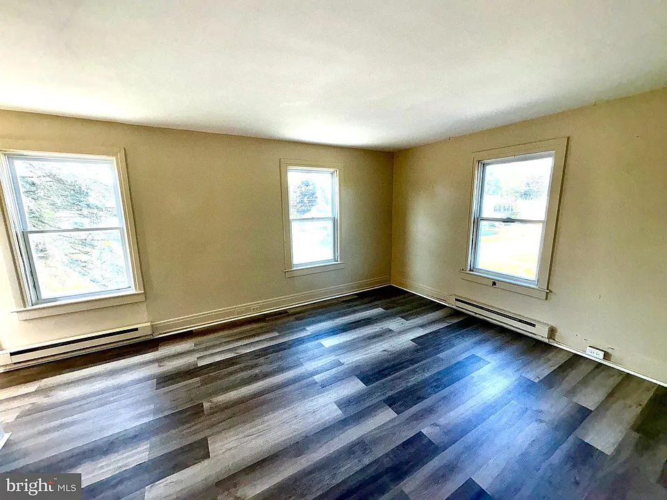 1403 E Derry Rd #2