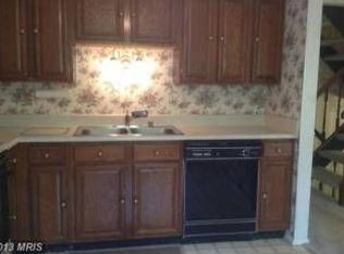 2834 Raymond Ct, Falls Church, VA