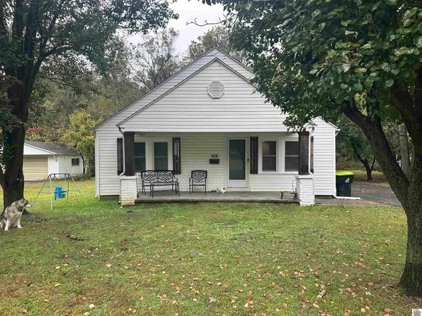 418 W 12th St, Benton, KY 42025