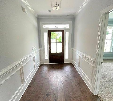 3rd image of 3600 Colony Woods Dr