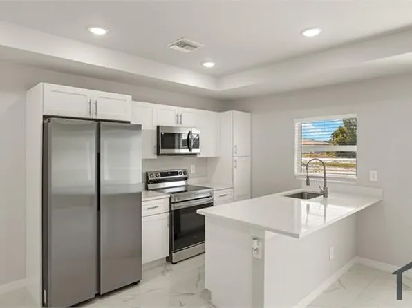 821 Palomino St E, Lehigh Acres, FL 33974