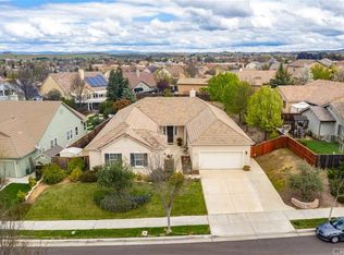 220 Silver Oak Dr, Paso Robles, CA 93446