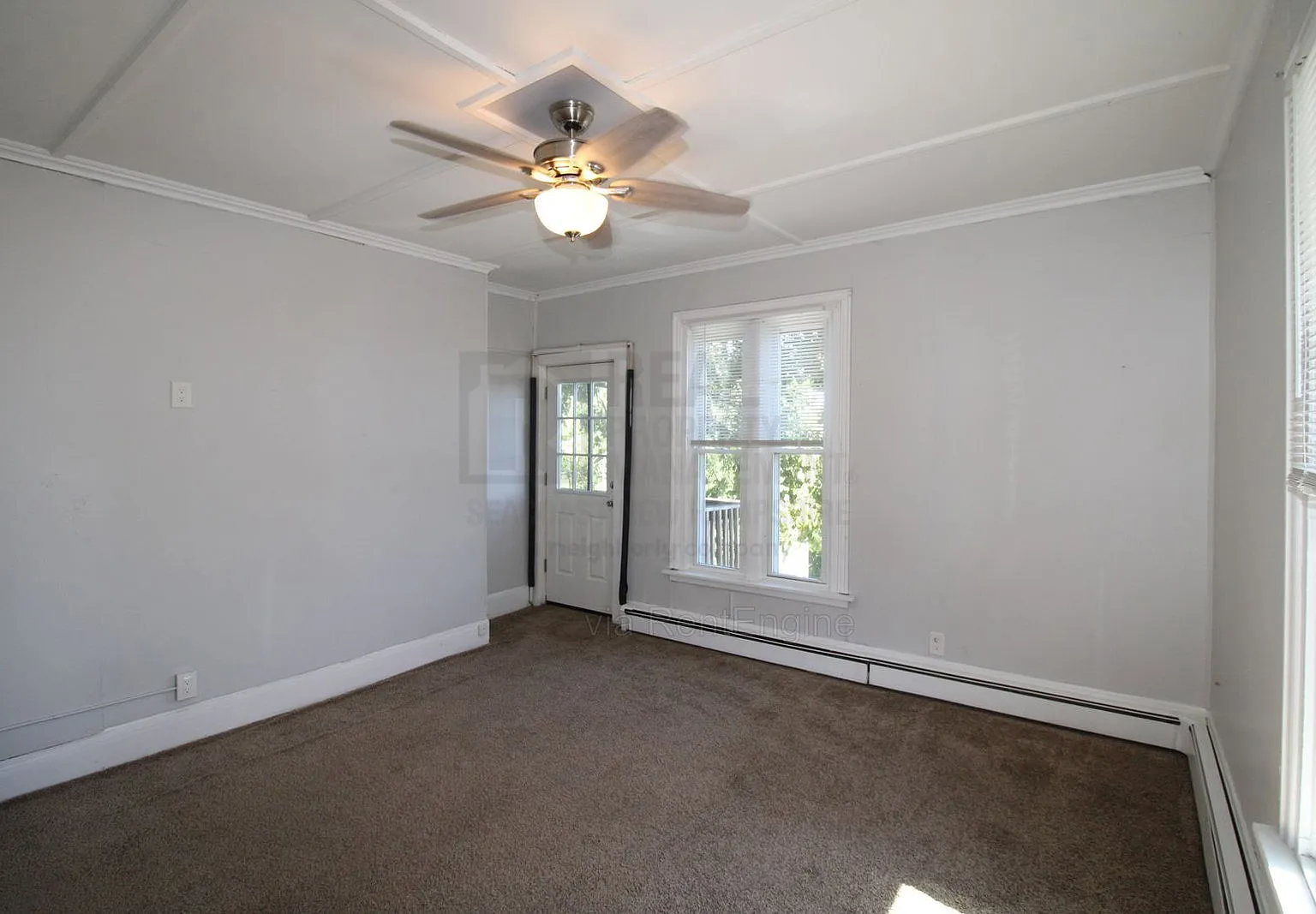 2 bed, 1.0 bath, 800 sqft, $1,550 — Photo 3