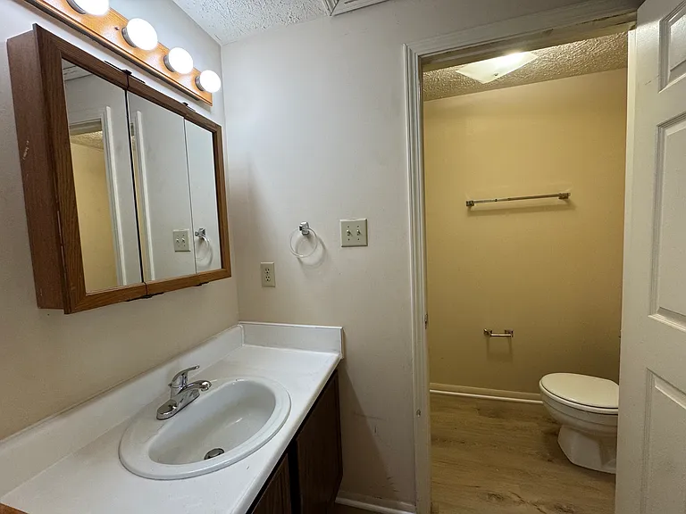 10303 Granite Creek Ln — Photo 22