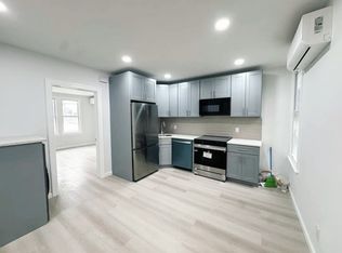 1204 30th Dr APT 1, Astoria, NY 11102