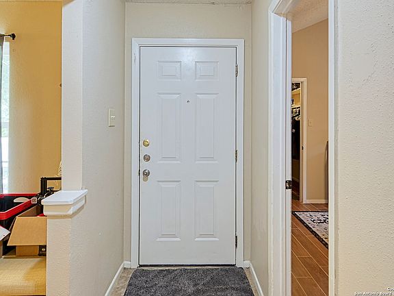 5th image of 5610 LARKMEADOW DR