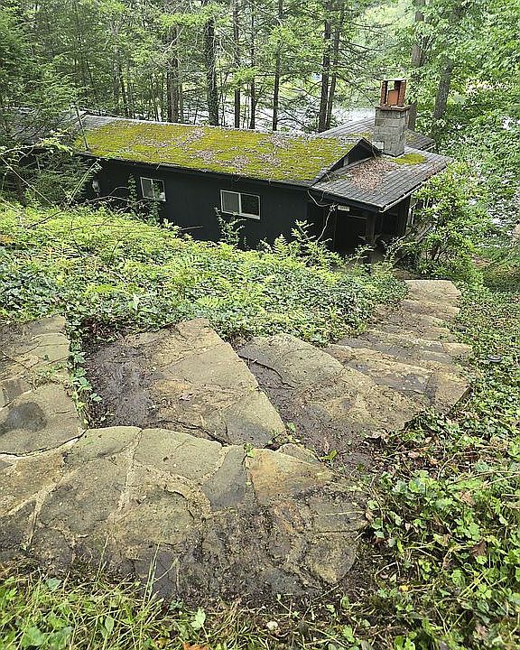 1st image of 1921 Kinzua Rd