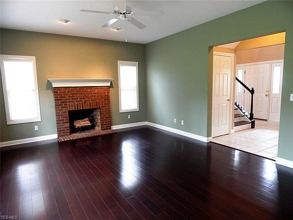 3rd image of 8330 Sunnydale Dr