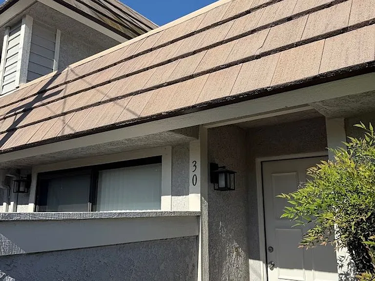 2394 Royal Ave #30 — Photo 2