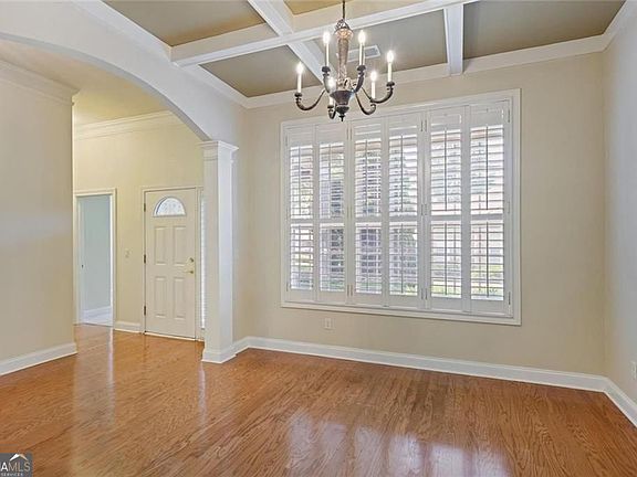 3rd image of 502 Mount Park Dr