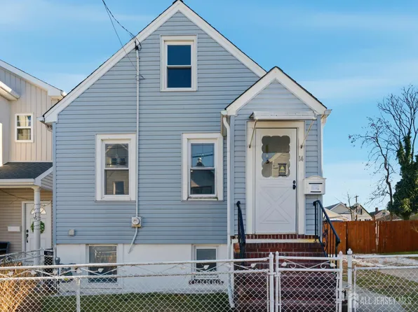 14 John St, Carteret, NJ 07008