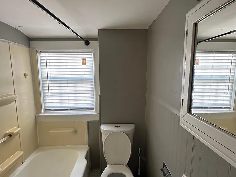 18 Maple St — Photo 14