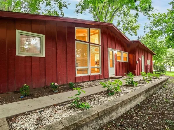 5607 W 75th Ter, Prairie Village, KS 66208