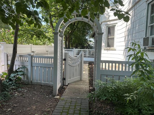 2358 Central Ave