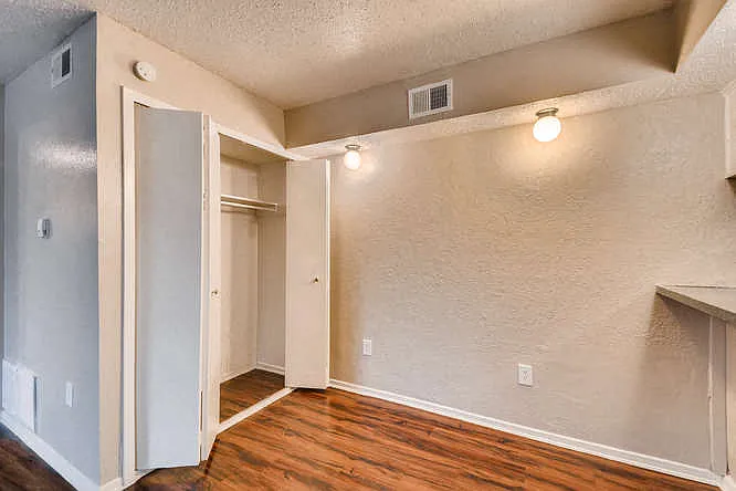 MARFA Apartments — Photo 10