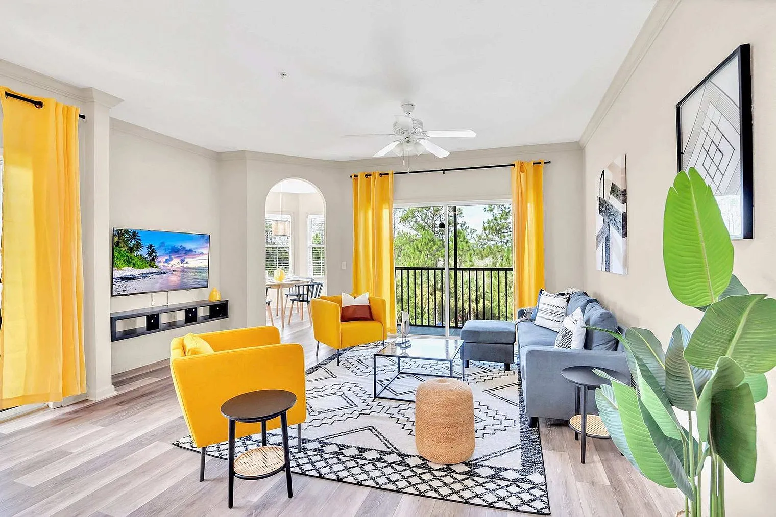 3 bed, 2.0 bath, 1420 sqft, $2,536 — Photo 1