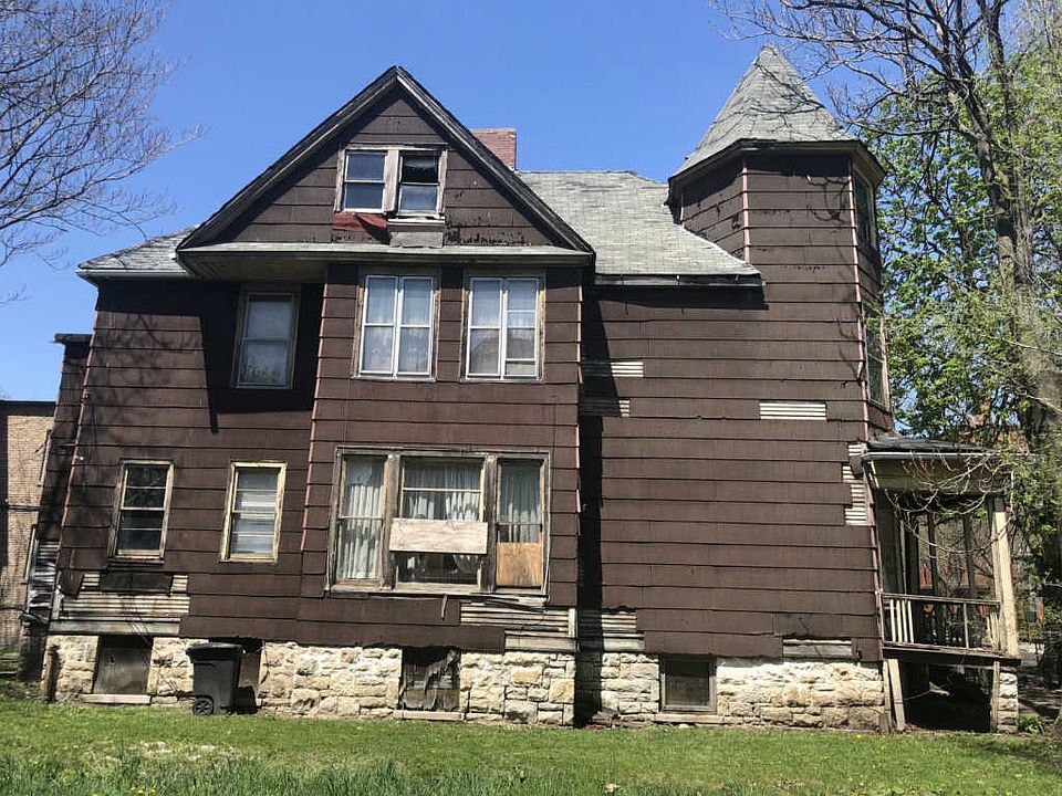 2nd image of 7706 S Peoria St