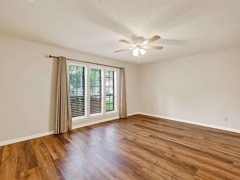 18111 Shireoak Dr — Photo 36