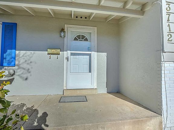 3rd image of 3712 Andrew Dr NE