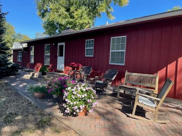 533 W Broadway St, Newton, KS 67114