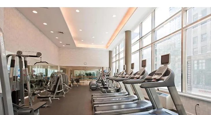 Rented by R New York | media 49