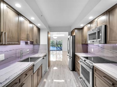 801 SW 141st Ave APT 210O, Pembroke Pines, FL, 33027