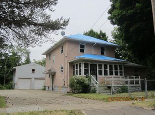 69 Harris Ave, Battle Creek, MI 49037
