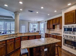 112 Dunford Dr, Heath, TX 75032