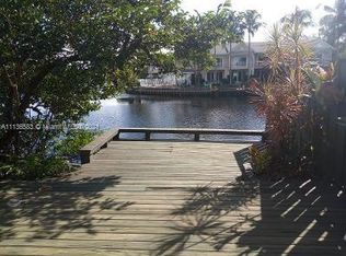 2000 Riverside Pl APT 6, Wilton Manors, FL 33305