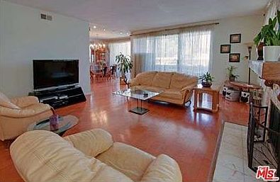 3rd image of 10327 Missouri Ave APT 104