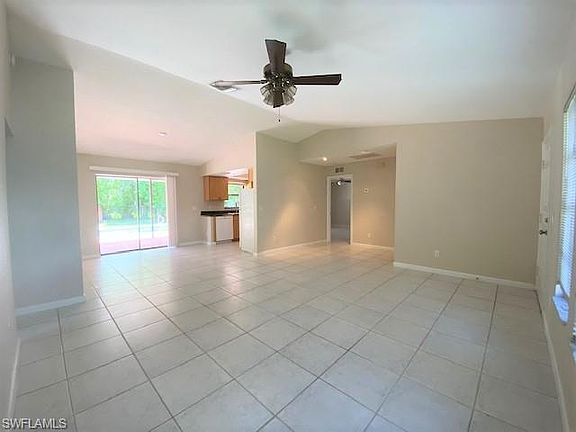 4th image of 1432 SE 16th St