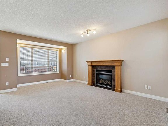 2nd image of 184 NE Cimarron Park Cir