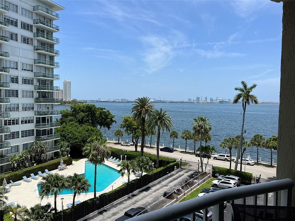 1st image of 1420 Brickell Bay Dr APT 605C