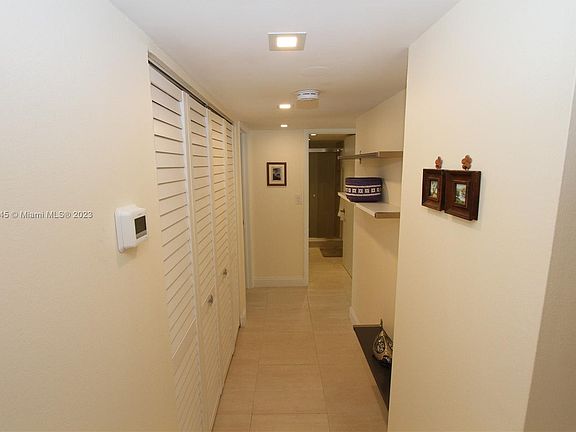 5th image of 66 Valencia Ave APT 1001C