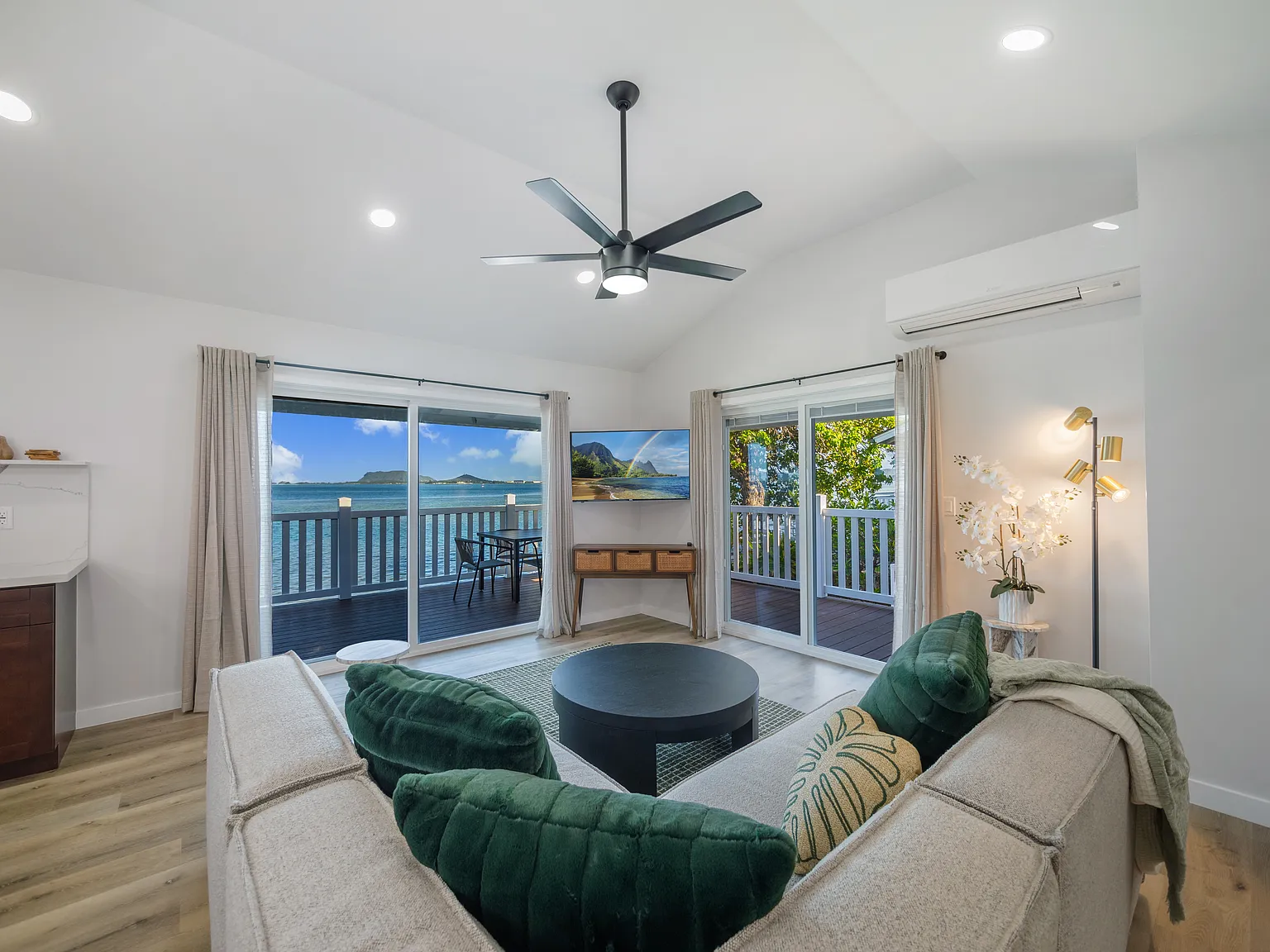 4 bed, 1045 sqft, $10,000 — Photo 4