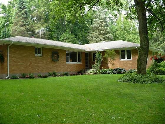 2nd image of 6213 N Montgmy Co L Rd