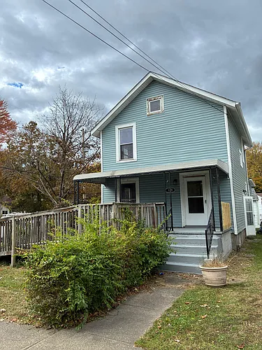 189 E Prospect St Photo 1