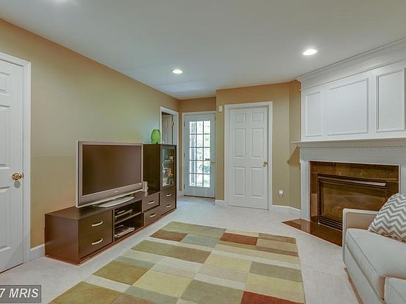 4th image of 13704 Maple Sugar Ln