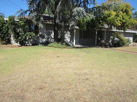 2nd image of 2301 Parkwood Dr
