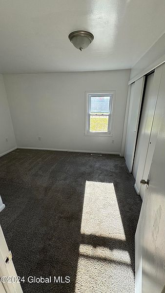 5th image of 837 1/2 Adams Street